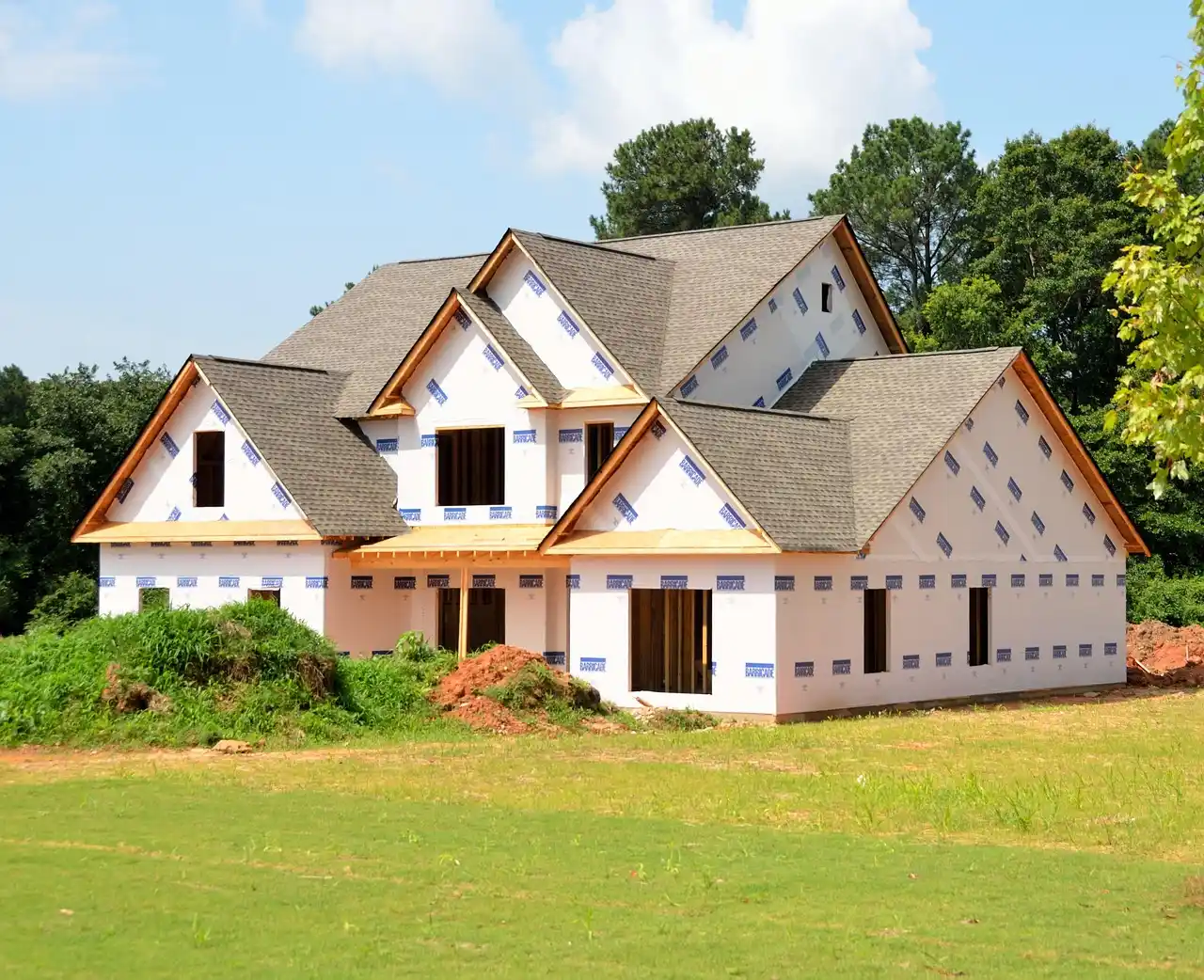 Custom home builder vs. production builder: pros and cons