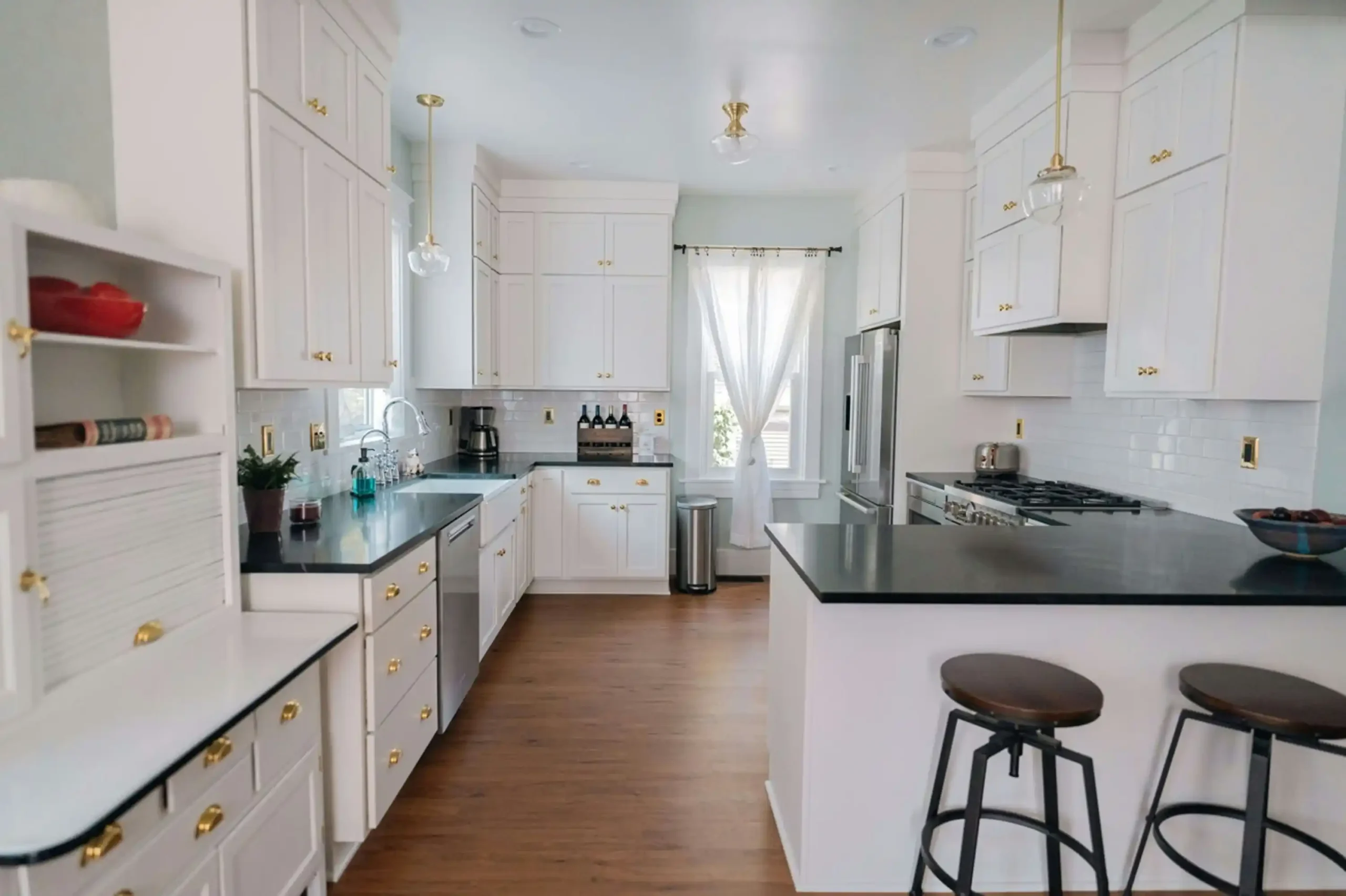 Home Remodeling Contractor Specializing in Kitchen and Bathroom Renovations Near You