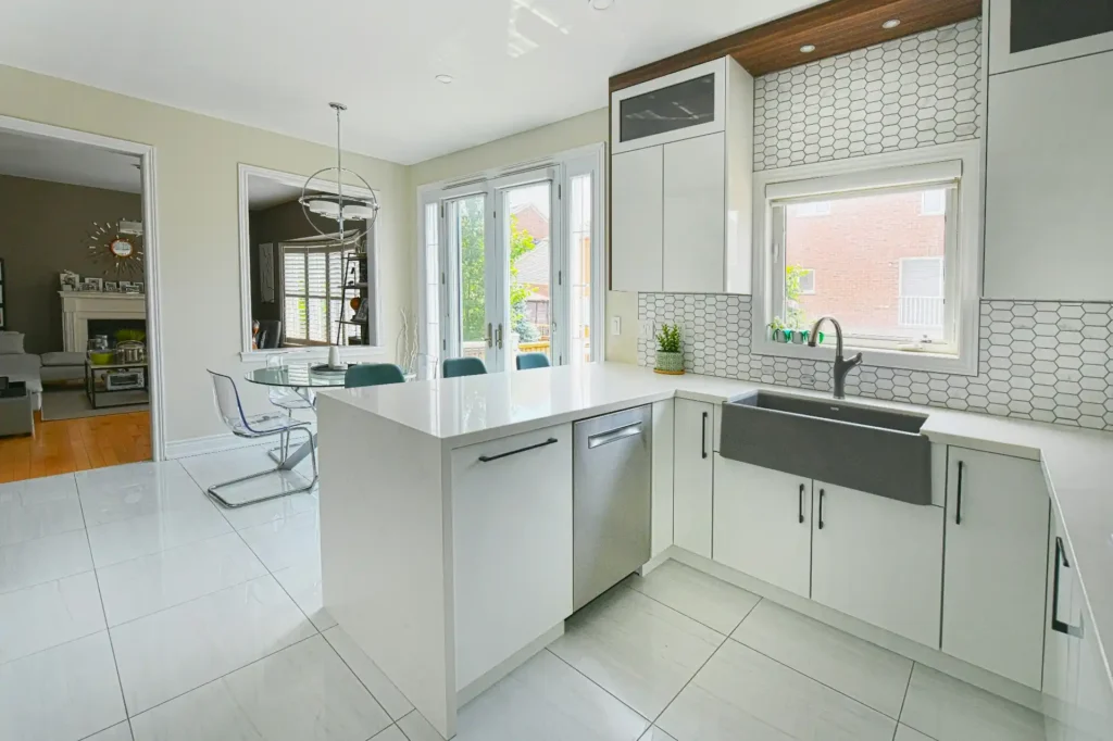 Quartz vs Quartzite Countertops: What Is the Real Difference for a Kitchen Remodel?