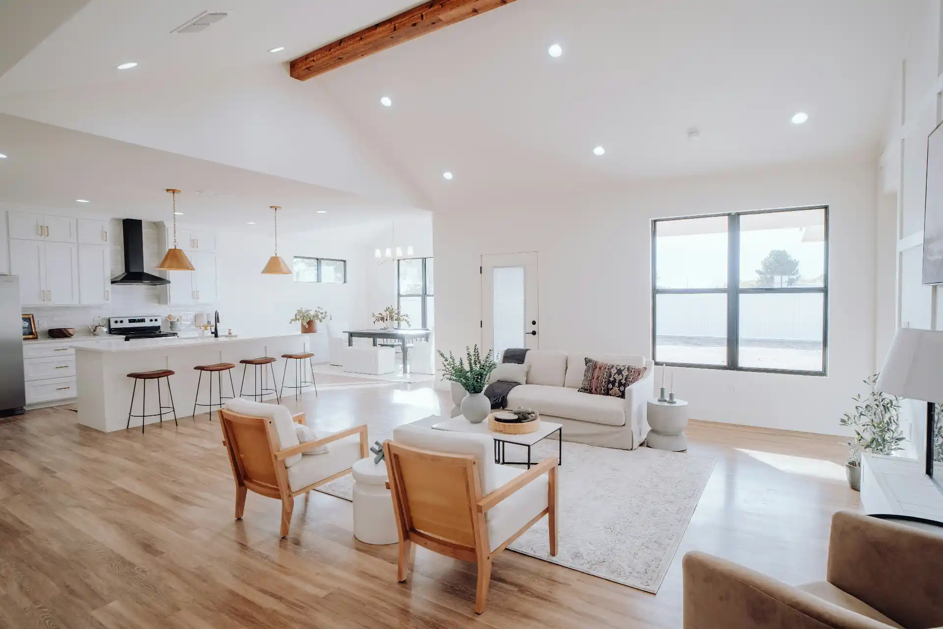 Should You Remove the Wall Between the Kitchen and Living Room?