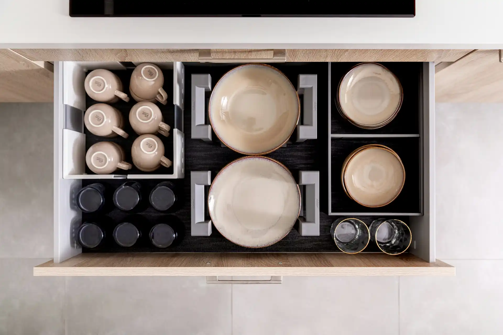 Where will dishes go